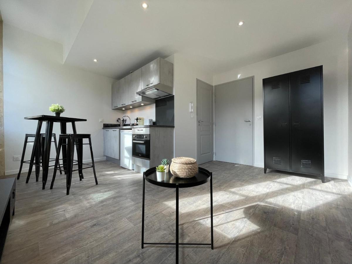 Magnifique Appartement Pour 2 Avec Climatisation Et Belle Pierre Bordelaise Bordeaux Exteriör bild
