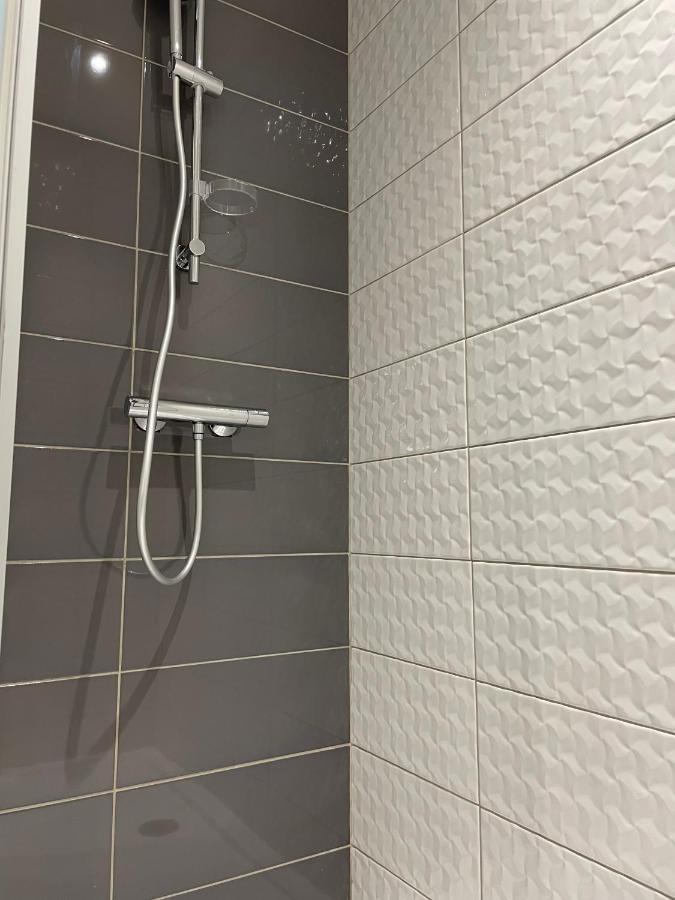 Magnifique Appartement Pour 2 Avec Climatisation Et Belle Pierre Bordelaise Bordeaux Exteriör bild
